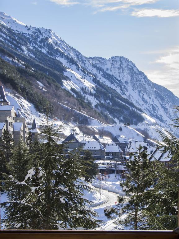 Acogedor Apartamento Baqueira 1500 巴奎伊拉-贝莱特 外观 照片