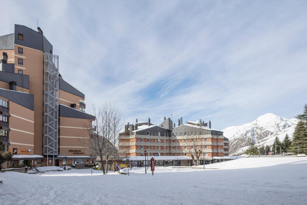 Acogedor Apartamento Baqueira 1500 巴奎伊拉-贝莱特 外观 照片